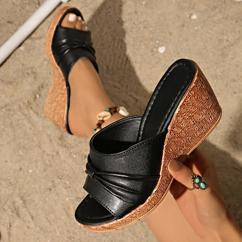 

Large Size Women Shoes Summer 2025 Ladies Wedge Sandals Platform Thick Bottom Slippers New Women Peep Toe Non Slip Beach Sandles