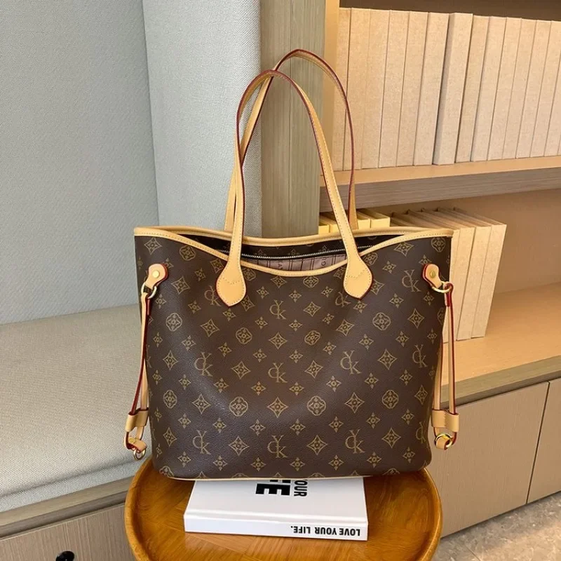 Elegant Leather Classic Designer Paris Fashion Large Capacity Crossbody Bag For Women Luxury Brand Stylish Diaper Bags