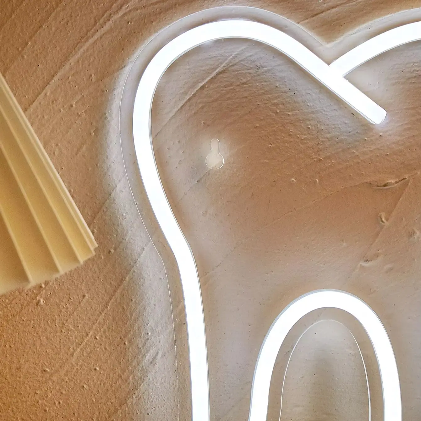 Chi-buy LED Neon ฟัน USB ขับเคลื่อนป้ายนีออน Night Light 3D Wall Art ตกแต่งห้องนอนโคมไฟป้ายของขวัญวันเกิด
