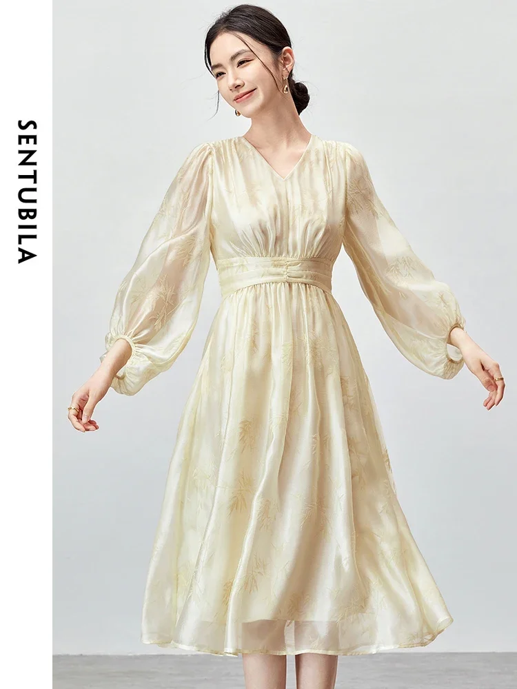 

SENTUBILA V Neck Jacquard Dresses Women 2025 Autumn A-line Retract Waist Puffed Sleeve Solid Pullover Midi Dress 143L55842