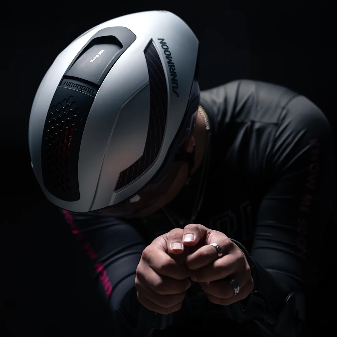 bike time trial helmet JAVA Aero (CSPC) | TT Triathlon Helmet | Removable Shield Visor | Time Trial Sustain your speed when every second counts All the Freaky World Tour