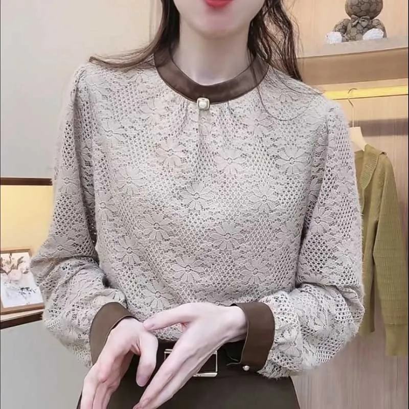 Elegant O-Neck Spliced Beading Folds Lace Blouses Women\'s Clothing 2024 Spring New Loose All-match Tops Office Lady Shirts