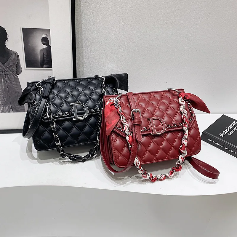 

2025 Autumn Winter New Premium Diamond Grid Bag Women's Portable Chain Single Shoulder Crossbody Bag