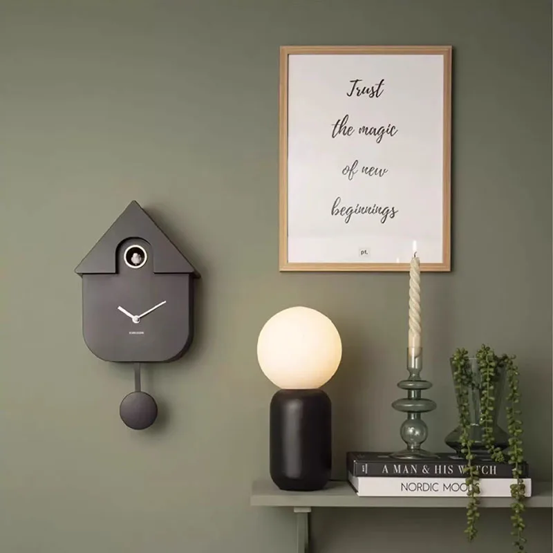 Creative Cute Clock Wall Interior Aesthetic Simple Design Wall Watch Fashion Minimalist Relogio De Parede Ornaments Home Decor
