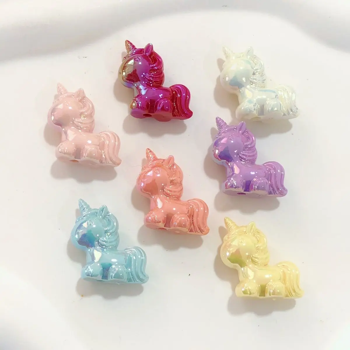 

Cartoon acrylic cream uv plated cute pony unicorn straight hole beads loose beads hair rope beads diy material