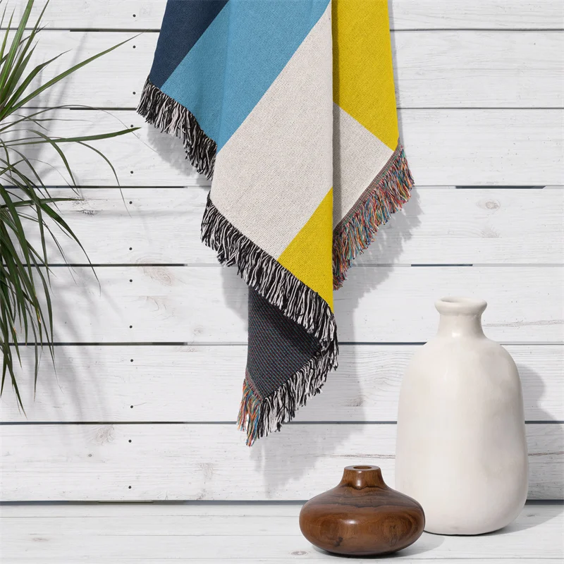 

Gaslight Gatekeep Girlboss Aroace Pride Flag Aromantic Asexual LGBT Rainbow Jacquard Fringed Woven Throw Blanket