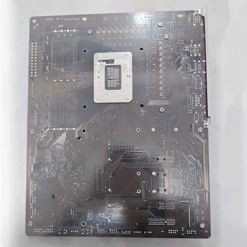 For Gigabyte LGA1700 ATX Supports 12th Generation  Desktop Motherboard Z690 UD DDR5