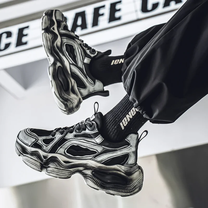 

Color-blocking Men's Casual Sports Shoes with Comfortable and Materials, Mesh, Lace-up, Thick-soled and Height-increasing