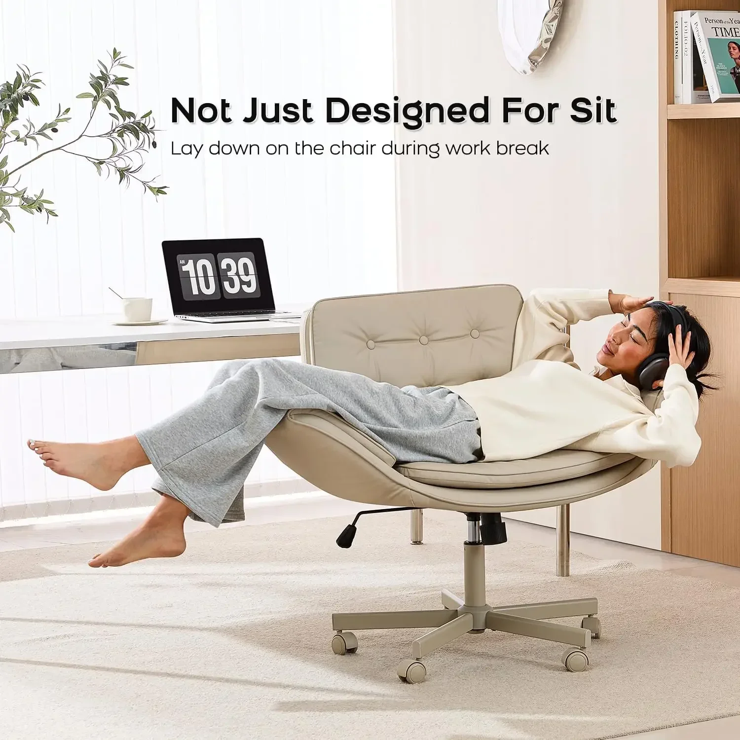 [شحن مجاني، وصول جديد! ] كرسي متقاطع مع مساند للذراعين وعجلات، كرسي زينة من جلد البولي يوريثان، شركة دوارة مريحة قابلة للتعديل