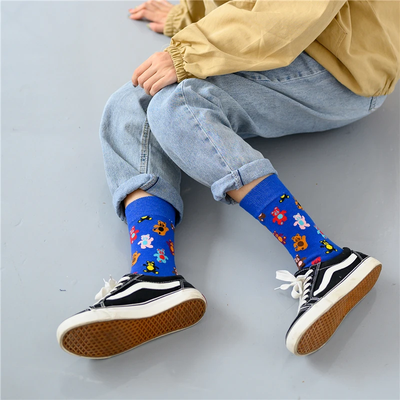 New Funny Cartoon Happy Dancing Bear Socks Cute Ice Cream Harakuju Dots Mid Tube Sokken Hipster Dropship