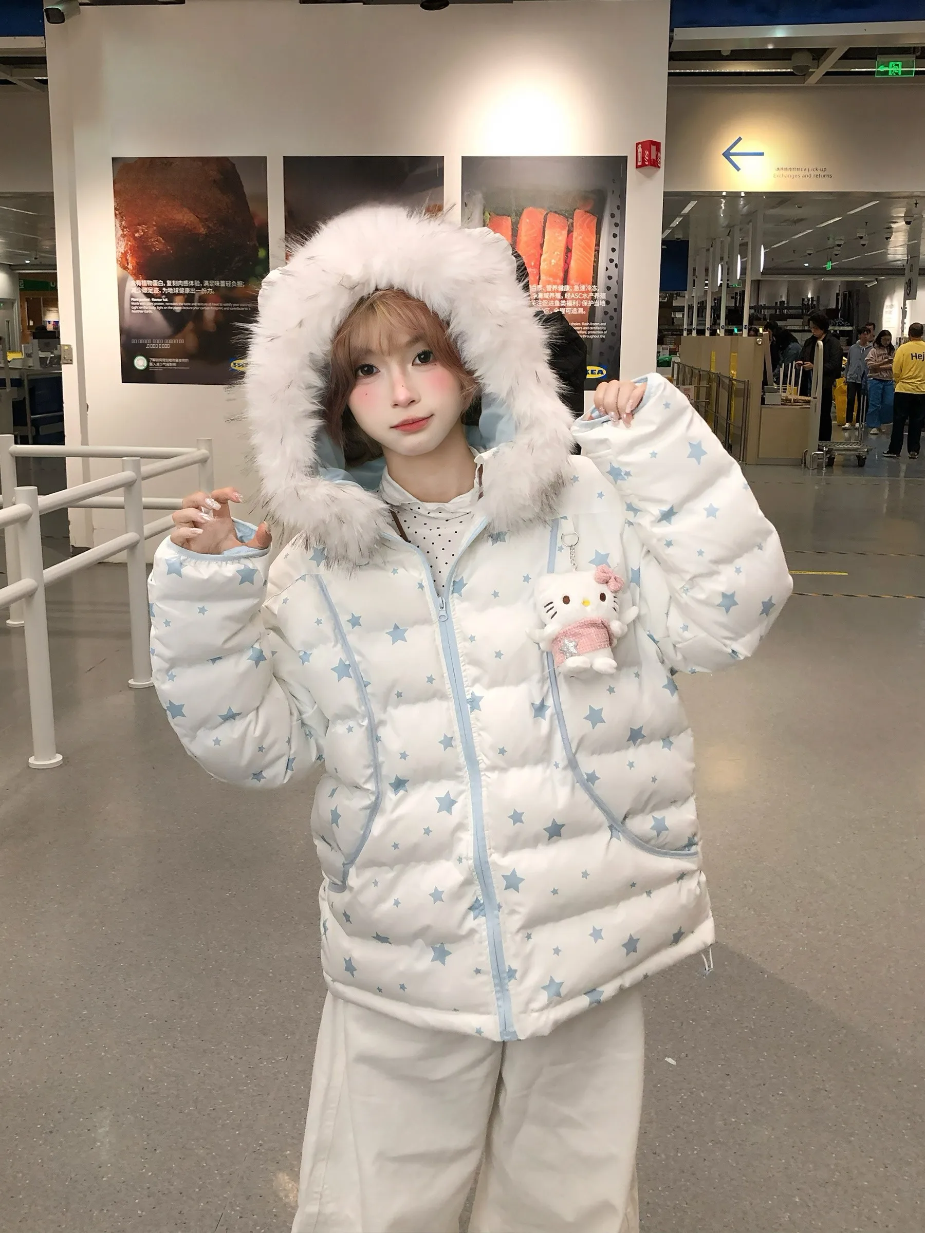 

Женская хлопковая куртка с капюшоном и меховым воротником, осенне-зимняя, свободного кроя, с мультяшным принтом, в стиле слэш-фит