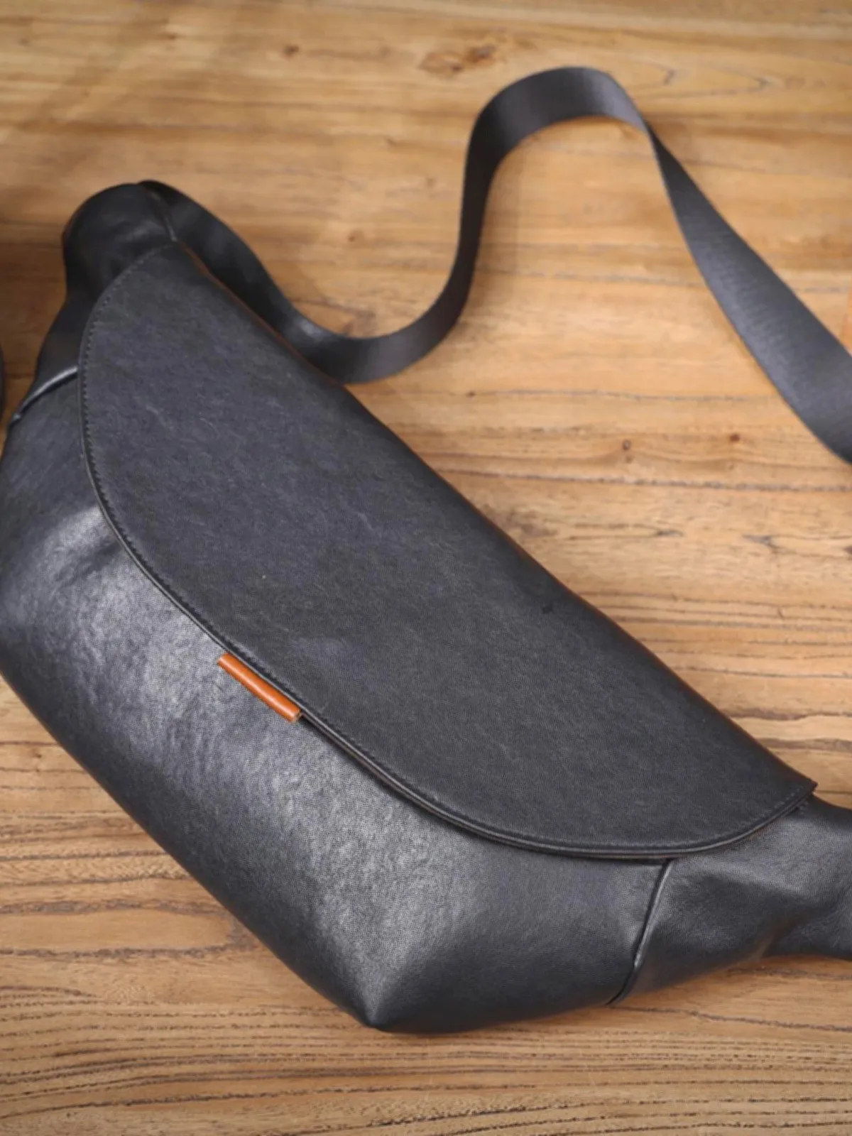 

simple casual genuine leather men chest bag outdoor sports luxury shoulder bag designer handmade real cow leather crossbody bag