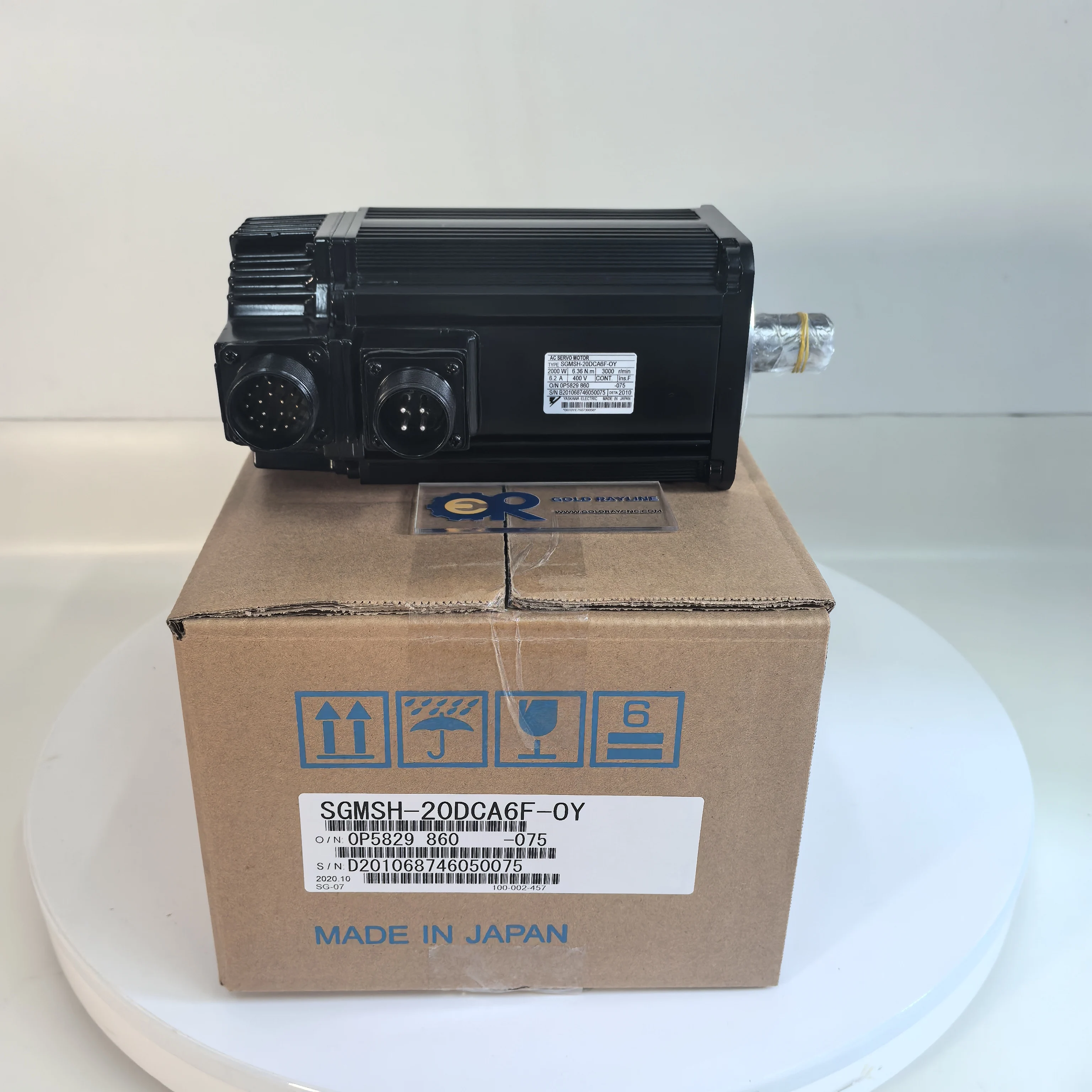 

NEW Yaskawa SGMSH-20DCA6F-OY Servo Motor 1 Year Warranty In Stock
