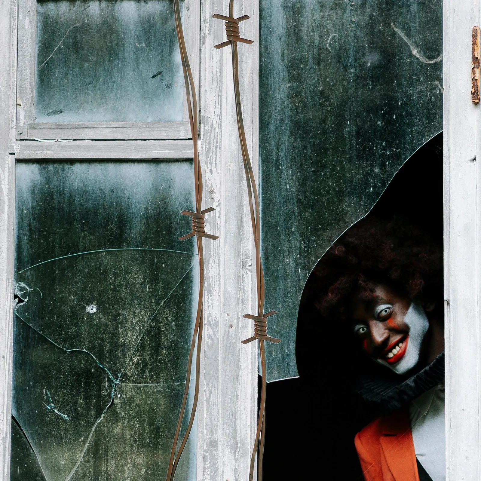 

8.2Ft Plastic Halloween Decor Spooky Indoor Spooky Halloween Simulation Plastic Chain Decorations Decoration Family Ornaments