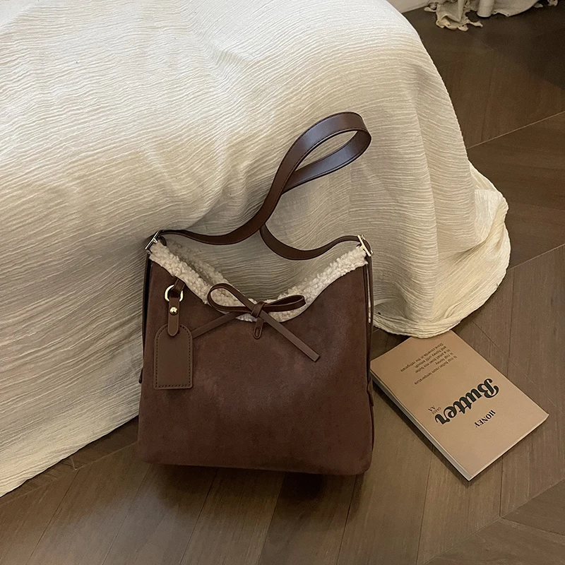 

Faux Suede Solid Color Bow Crossbody Bags 2026 Brand High-capacity Commuting Shoulder Bag Hot Sale Versatile Casual Ladies Bags