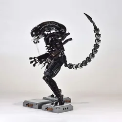 600PCS Prometheus Aliens Vs Predator Space Aliens Figure Mech Model Building Blocks Bricks Toys Kid Gift