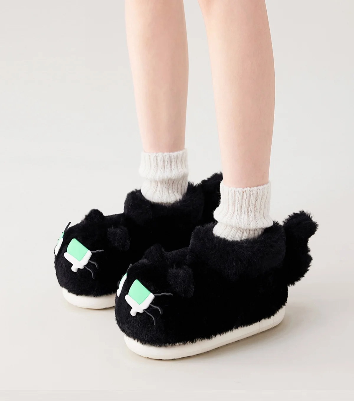 Neue Cartoon Schwarze Katzenstiefeletten für Damen, Winter Flauschige Plüschstiefel, Warme Indoor-Katzenpantoffeln, Unisex Flauschige Hausschuhe mit Schwanz – Detail 11