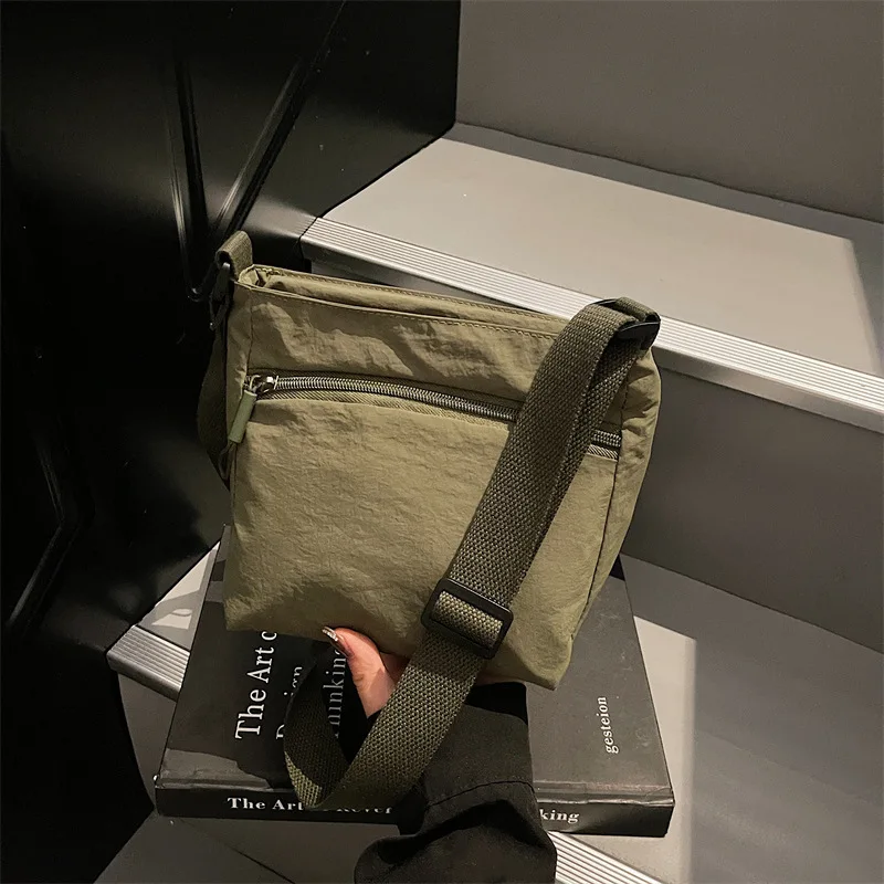 

2025 New Chic Quilted Crossbody Bag for Women, Minimalist Top Handle Sling, Fashionable Bag for Daily Use & Commuting​