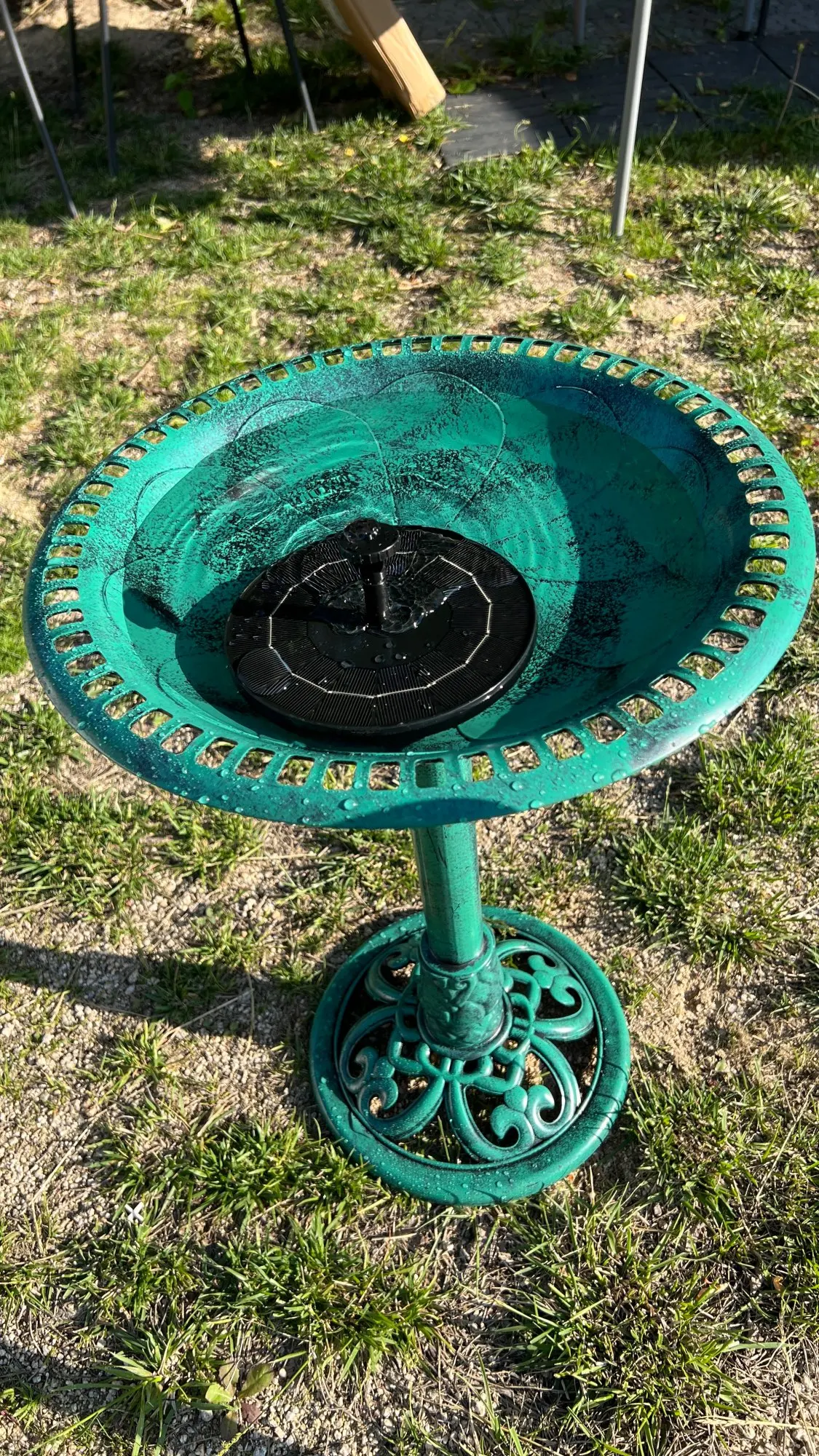 Antique Style Garden Bird Bath Weather Resistant Standing Birdbaths for Balcony Lawn photo review