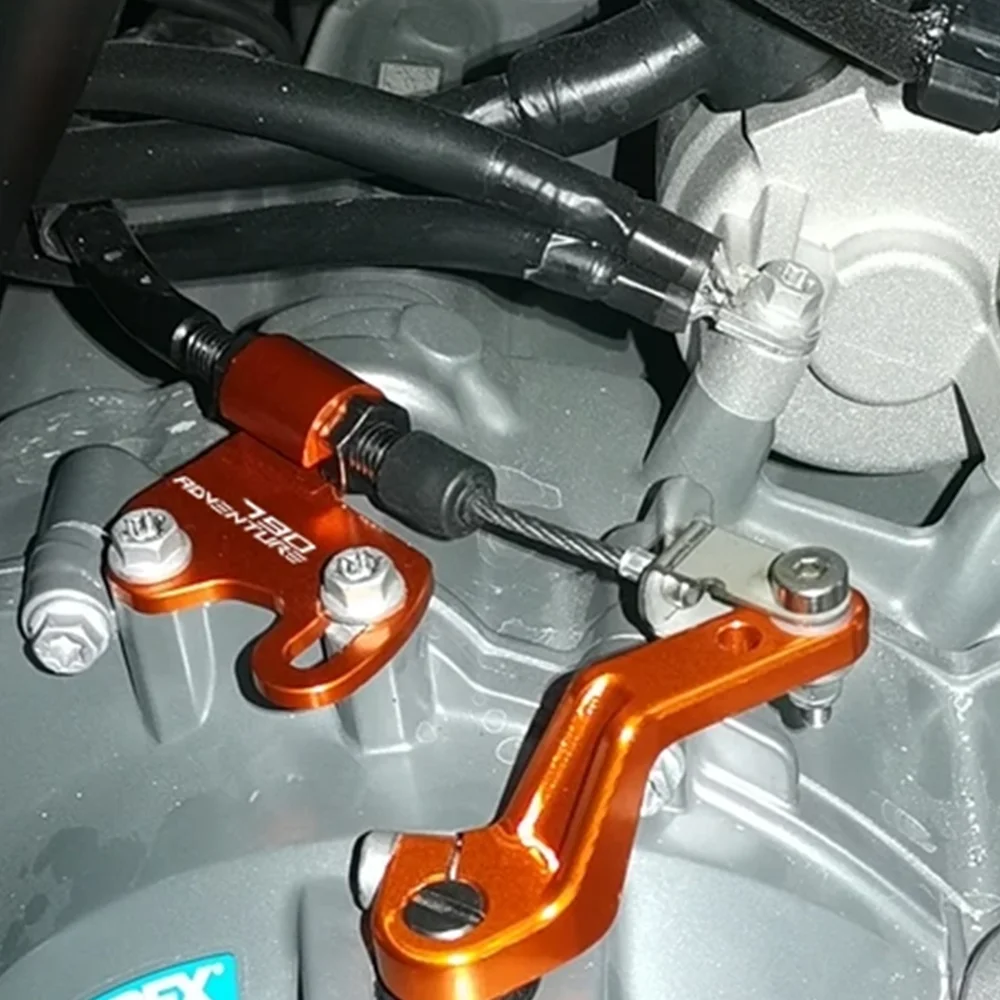 

﻿CNC Aluminum Motorcycle One Finger Clutch Lever Clutch Arm For 890 Duke Adventure/R 890Adventure DUKE890 2020 2021 2022 2023