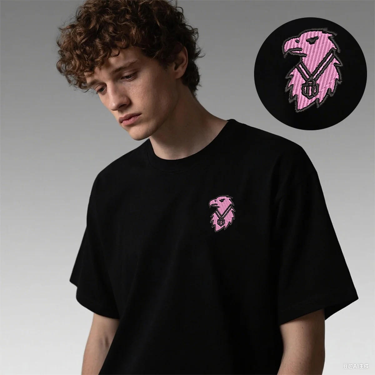 

Men Women Majestic Griffin Medal Embroidery Luxury Cotton T-Shirt - Regal Embroidered Top Tees for Royal Events T-Shirts