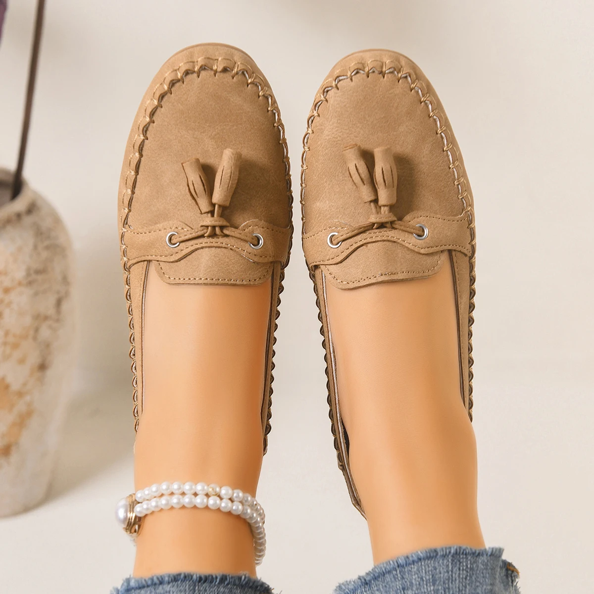 

Women's Shoes Nurse Loafers Classic Flat Women's Shoes Comfortable Tassel Decoration Brown Gray Casual Lightweight Sneakers