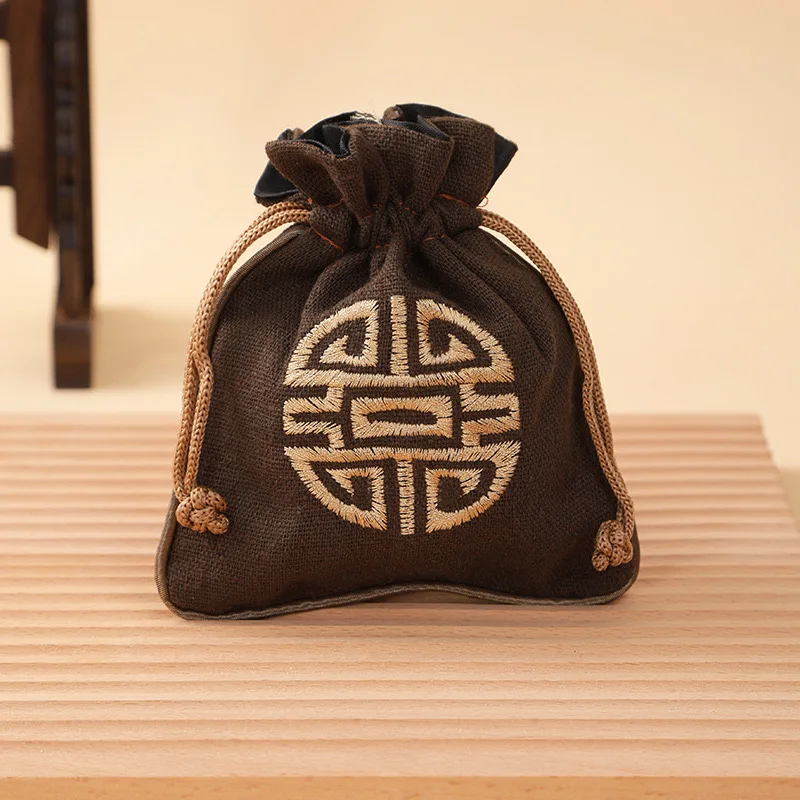 Vintage Leinen-Schmuckbeutel mit Kordelzug, bestickter chinesischer Knotenbeutel, Baumwoll-Leinen-Aufbewahrungstasche für kleine Gegenstände, 11,5*14cm, 14,5g – Detail 3