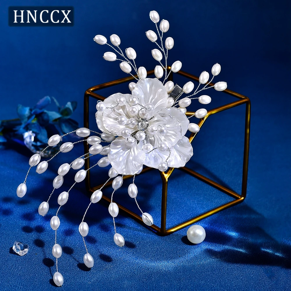 

HNCCX Acrylic Flower Hair Clip Artificial Pearl Wedding Hair Pins Bridal Headpiece Women Head Jewelry Hair Accessories CP818