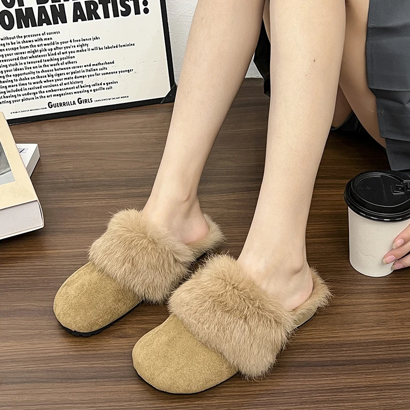 

Baotou hairy slippers for women's outdoor wear 2025 new retro versatile flat bottomed sneakers