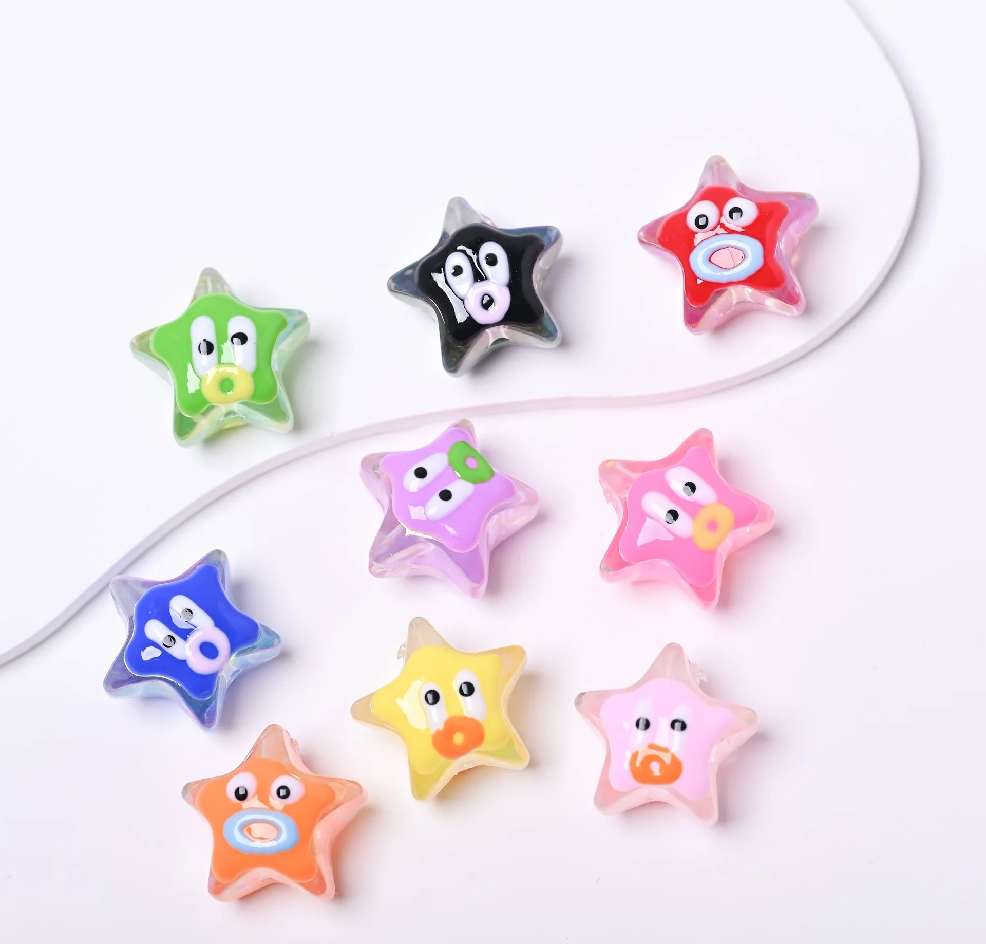 CH03 Kreskówka Kawaii Pentagram Ręcznie Malowane Koraliki Akrylowe DIY Akcesoria do Bransoletek Dziewczęce Materiały do Rękodzieła