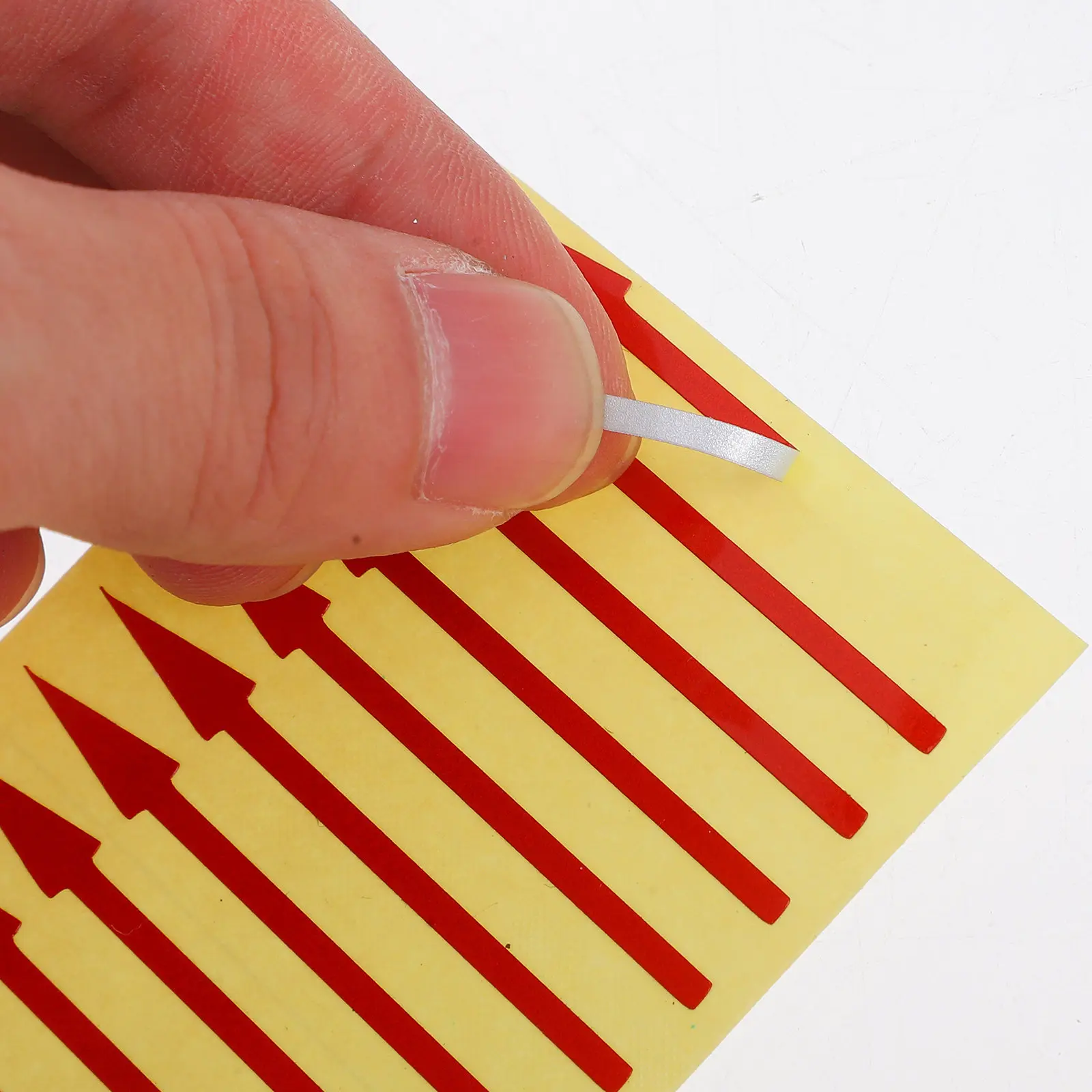 100Pcs Adhesive Instrument Panel Arrow Stickers Waterproof Reflective Directional Mark Stickers for Accurate Reading
