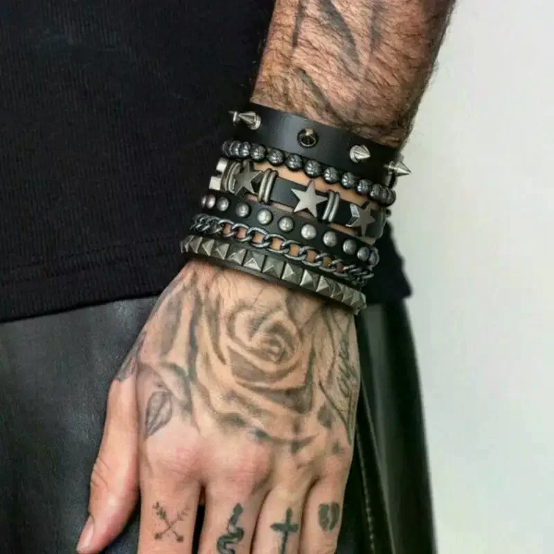 1 Set Punk-Armbänder für Männer und Frauen, Punk-Gothic-Armbänder mit Spikes und Nieten, PU-Leder-Armbänder, Hip-Hop-Party-Schmuck, Geschenk