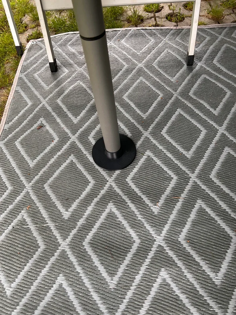 Campingtafel-tafelbeenbeschermer-pijpdiameter 50 mm-zitbreedte 14 cm Zwart Caravantafelbeenbeschermer Kunststof RV-accessoires