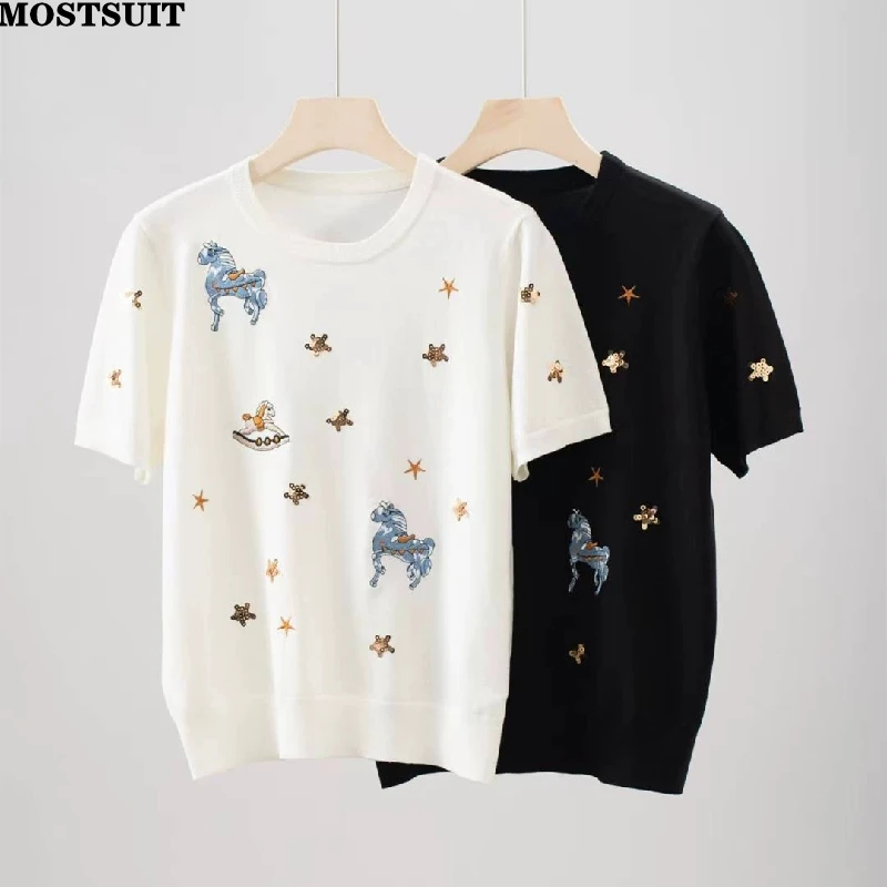 

Лето 2025 г., тонкий вязаный свитер, пуловер, женские футболки, футболки с вышивкой мультфильмов, с коротким рукавом и круглым вырезом, свободные стильные шикарные джемперы