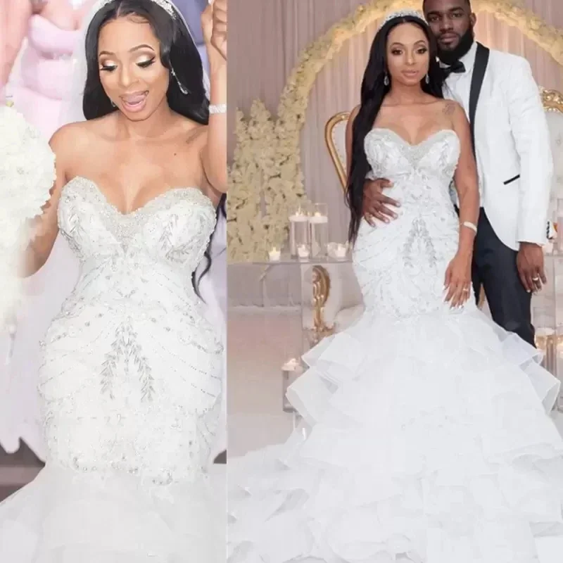 فساتين زفاف فاخرة مخصصة متألقة كريستالية فساتين زفاف ذيل كشكشة مصنوعة حسب الطلب مقاس كبير 2025