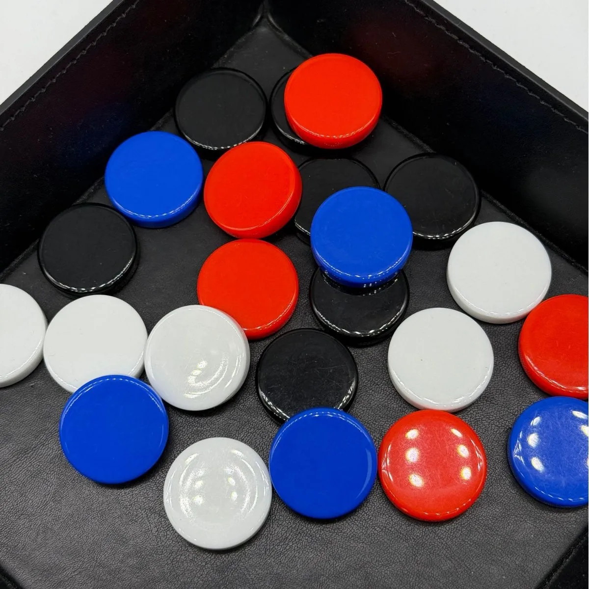 

20 шт./компл., новые пустые глянцевые чипсы для нарды, монеты, шаховые фигуры, аксессуары