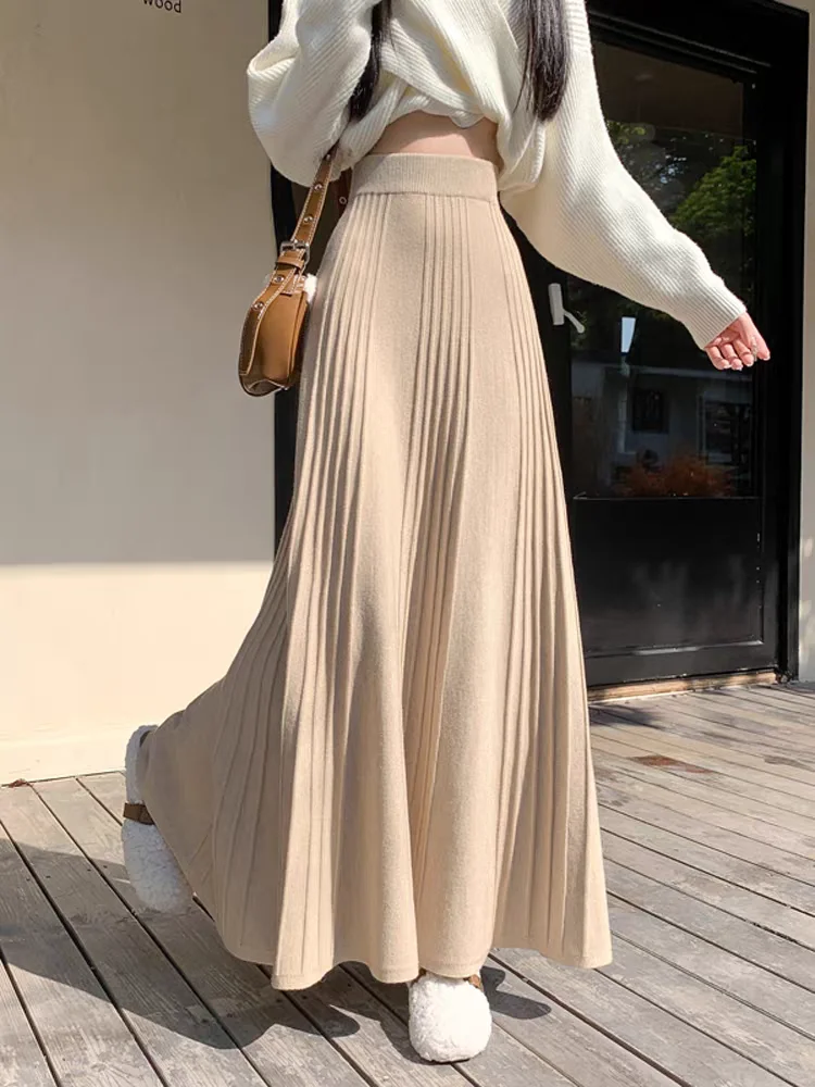 

2025 New Women's Pleated Knit Midi Skirt: High-Waisted Stretchy A-Line Maxi Skirt with Flowy Hem for Fall/Winter