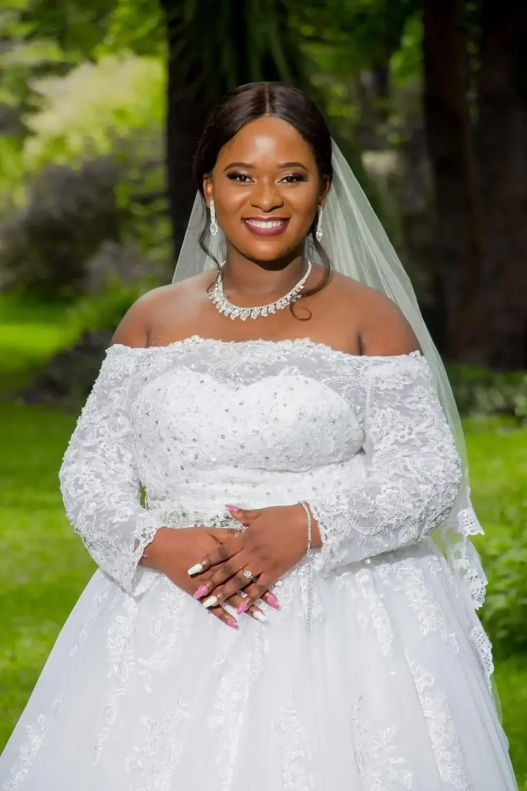 Customized Plus Size China Vestido De Novia Lace Ball Gown Wedding Dress Long Sleeves Custom Made