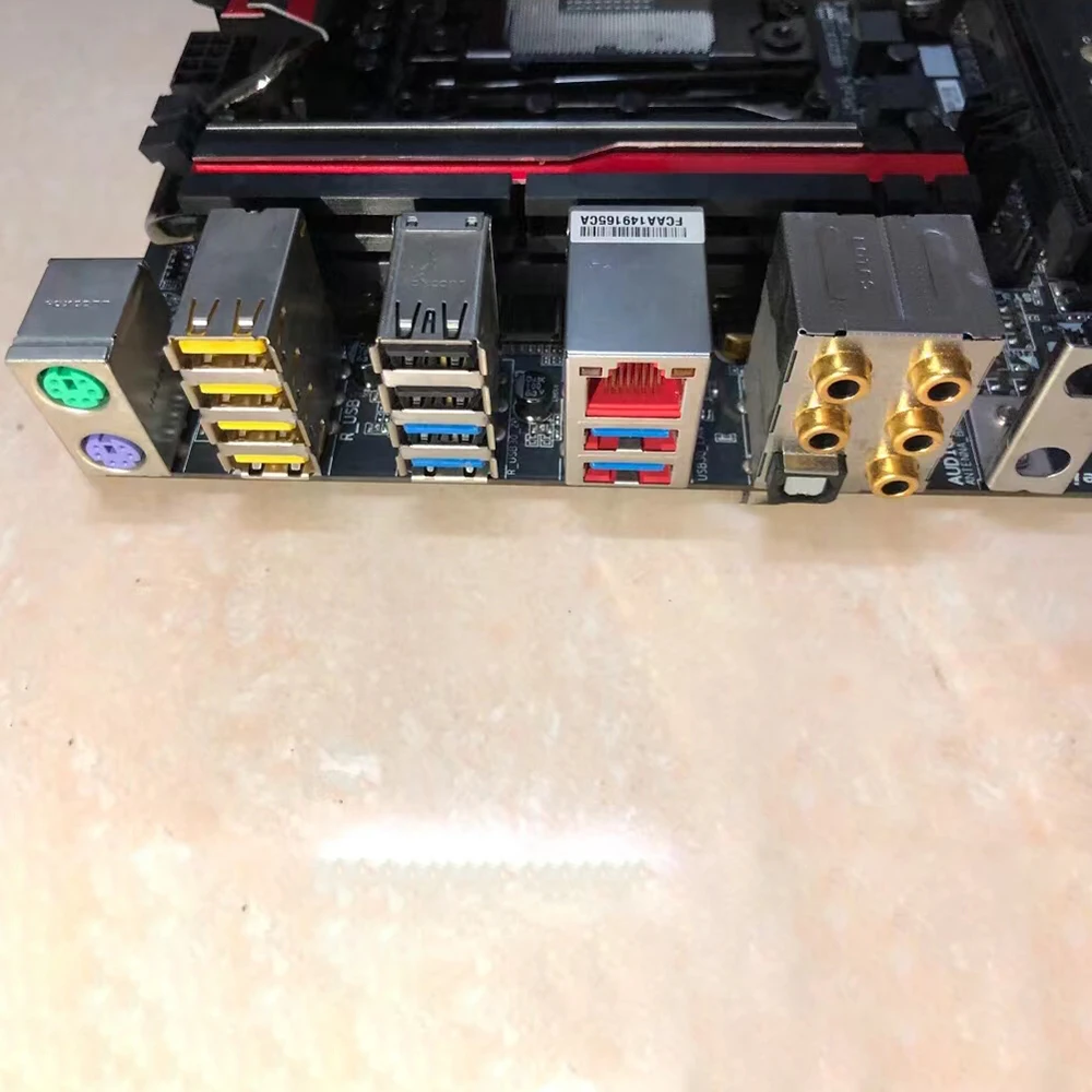 X99 GA-X99M-Gaming 5 X99M-Gaming 5 LGA2011-3 Core i7 Processors DDR4 64GB Micro ATX Motherboard High Quality