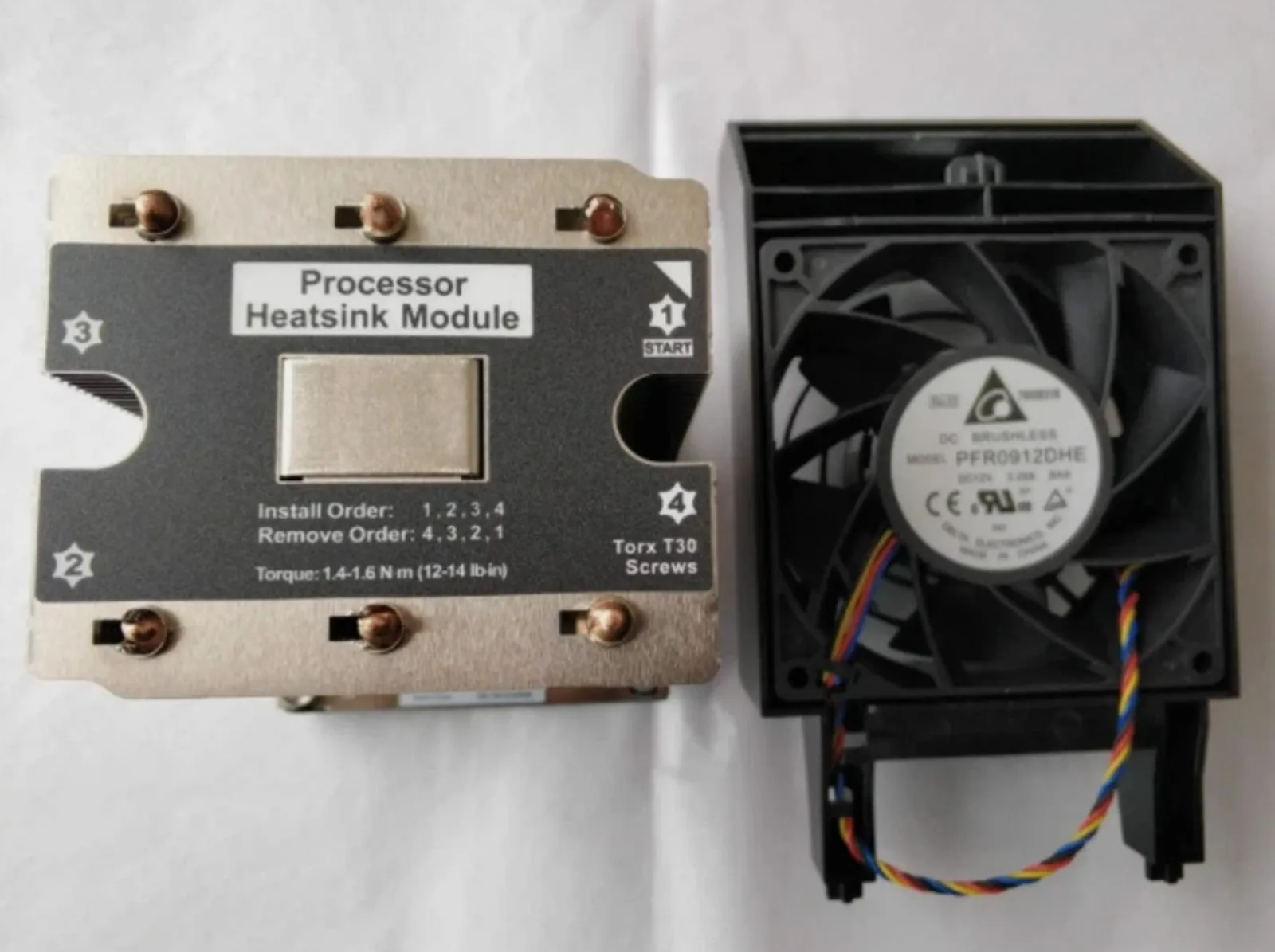 

Для радиатора ThinkSystem ST558 ST550 С вентилятором 01kp658 01kp749