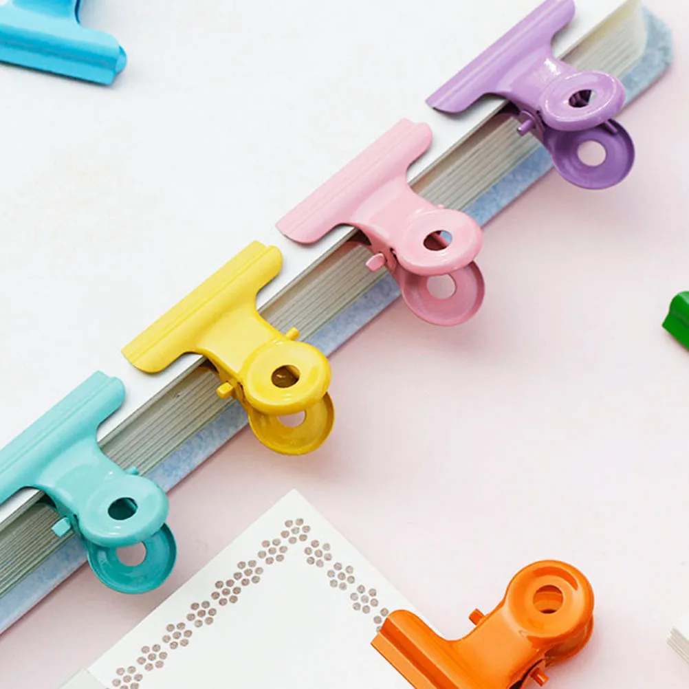 

12Pcs Food Sealing Clip Plastic Snack Sealing Clips Moisture Proof Clips for Freshness Wall Hanging Hole Design Convenient Use