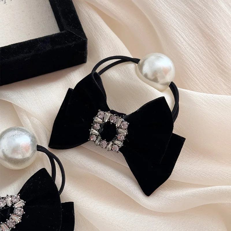 Retro Black Velvet Rhinestone Bow Pearl Hair Rope Elegant Hair Ring Back Head Low Hair Accessory for Ponytail Women