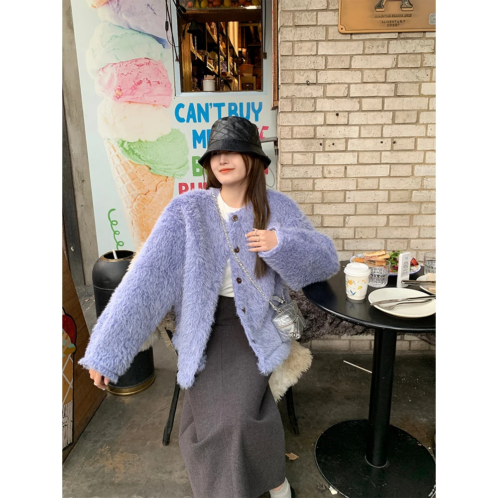 

PiJiUu Light Purple Eco-Friendly Fur Jaet Women's Loose Fur And Leather Inteated Plu Top for Winter Commute Sle