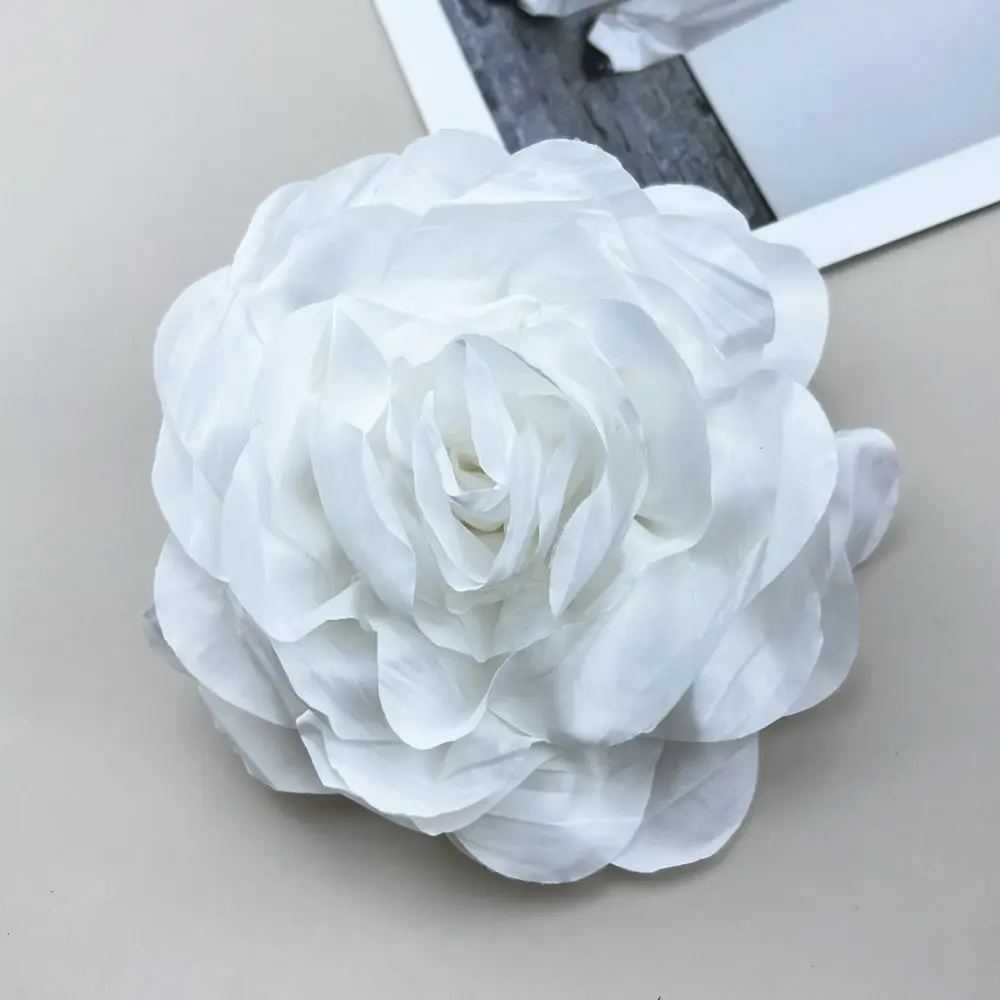 2024 16CM Multi-layer Rose Flower Brooch Exaggerate Fabric Dress Suit Corsage Women Magazine Wedding Shoot Sweater Coat Pin