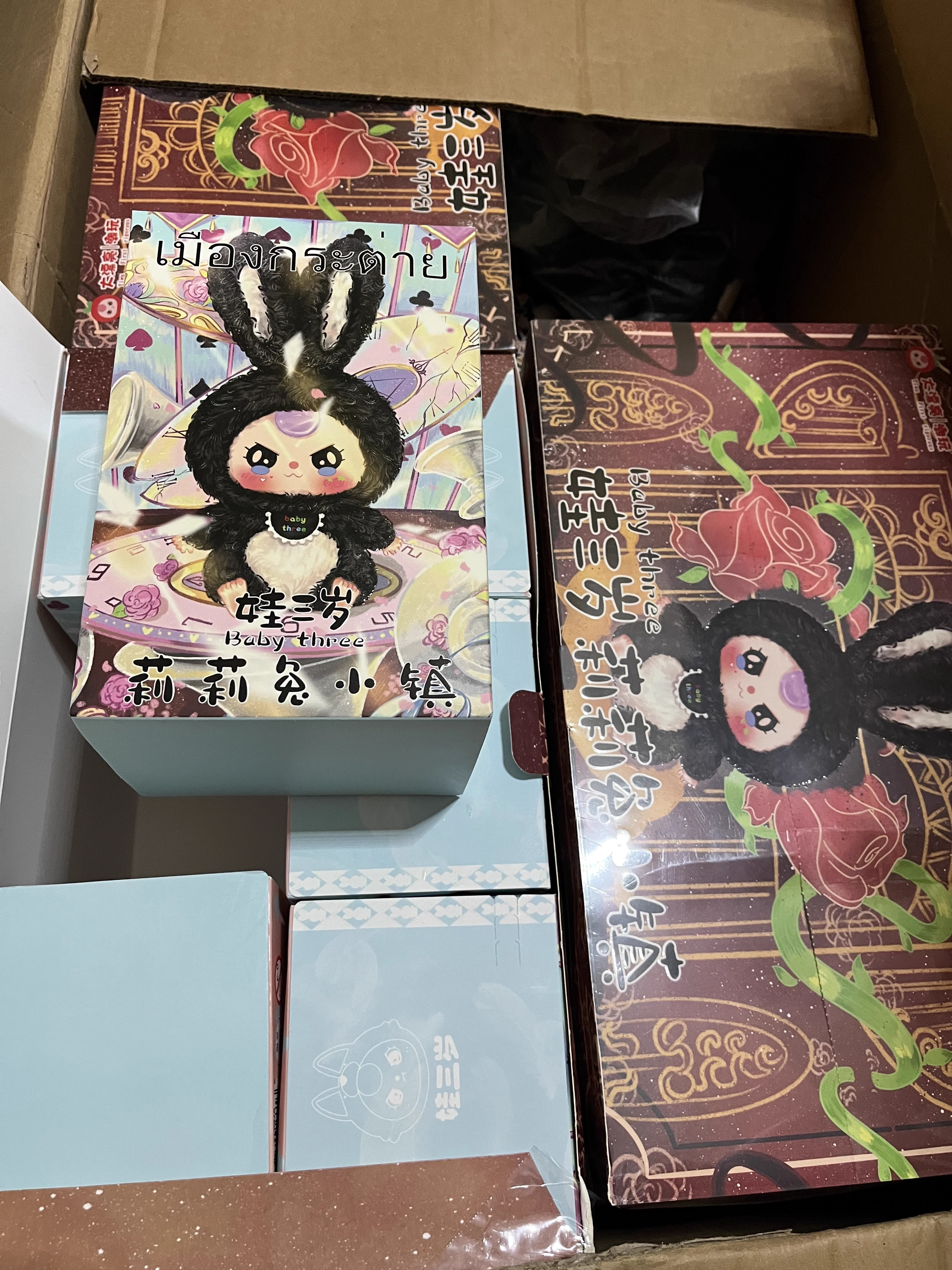 Réplica de lírio cidade série babytrês caixa cega rosto de vinil na moda caixa mistério coleção modelo artesanal boneca brinquedo réplica presente