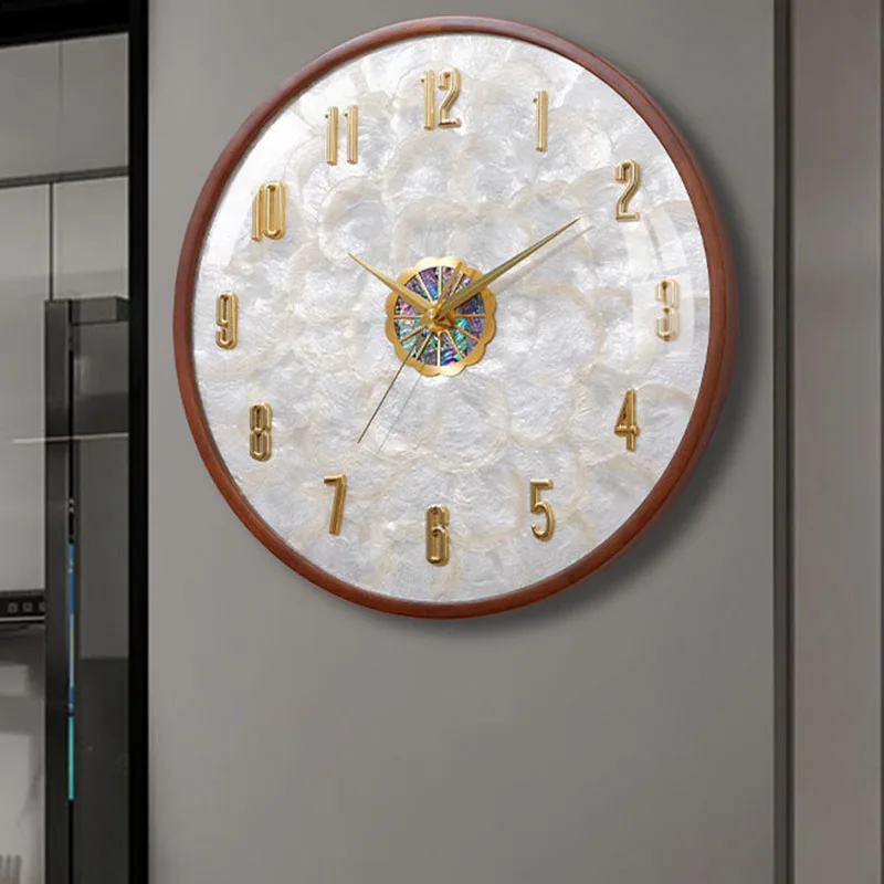Round Aesthetic Wall Watch Design Simple Fashion Creative Silent Wall Clocks Design Interior Horloge Murale Home Decoration