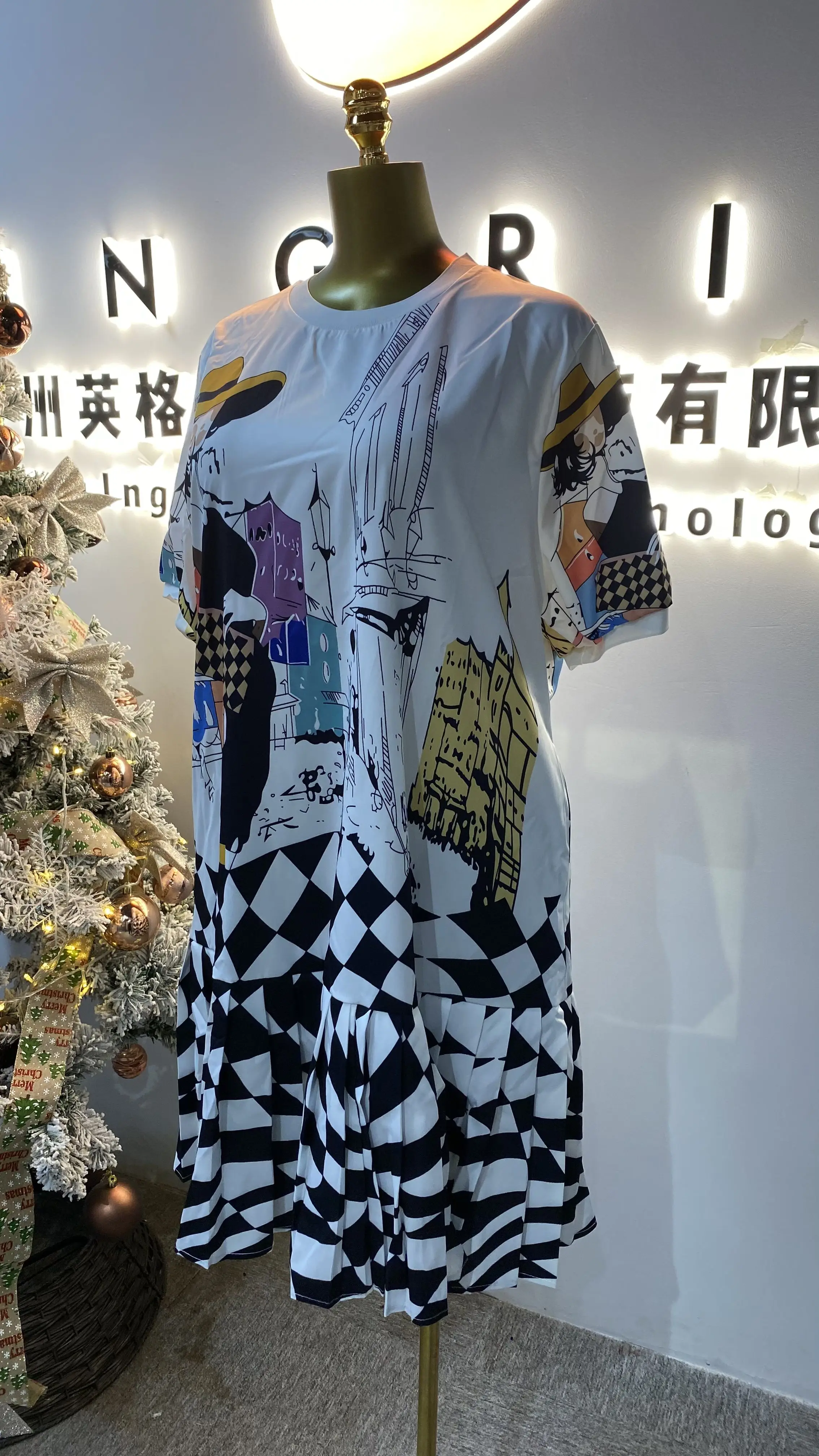 유니섹스 반팔 티셔츠 여름 2025 신상 브랜드 트렌디 아이스 실크 반팔 면 티셔츠 탑스-GZMM529