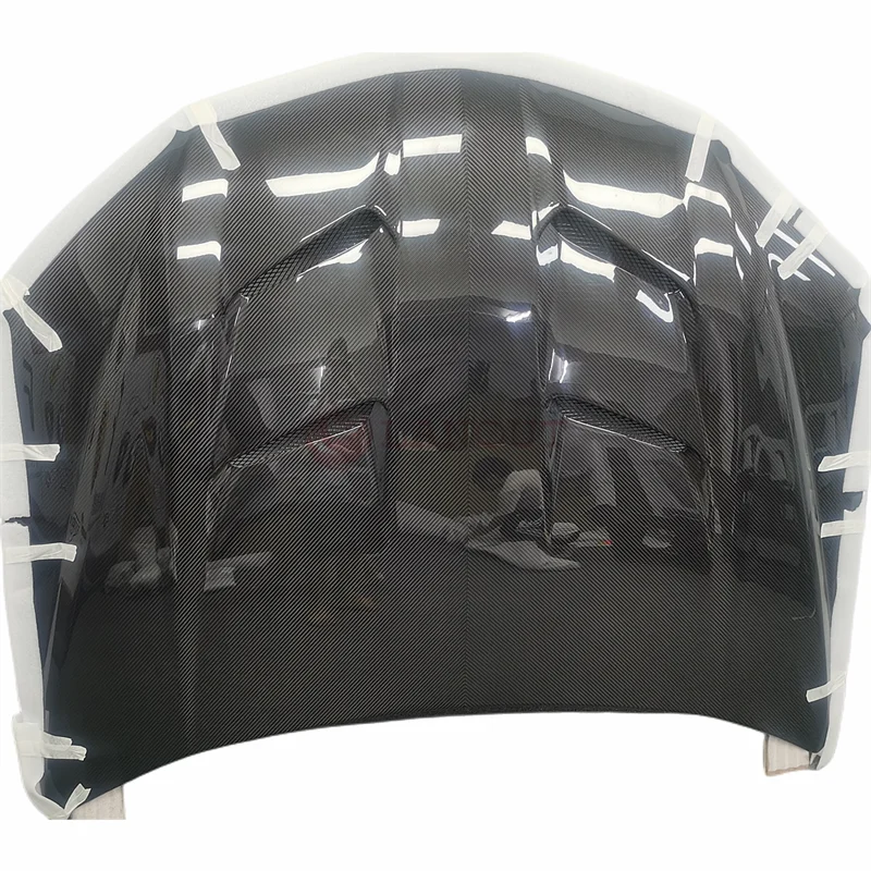 

High Quality Dry Carbon Fiber Material For Lamborghini URUS Hood Engine Bonnet Hood Cover Body kit