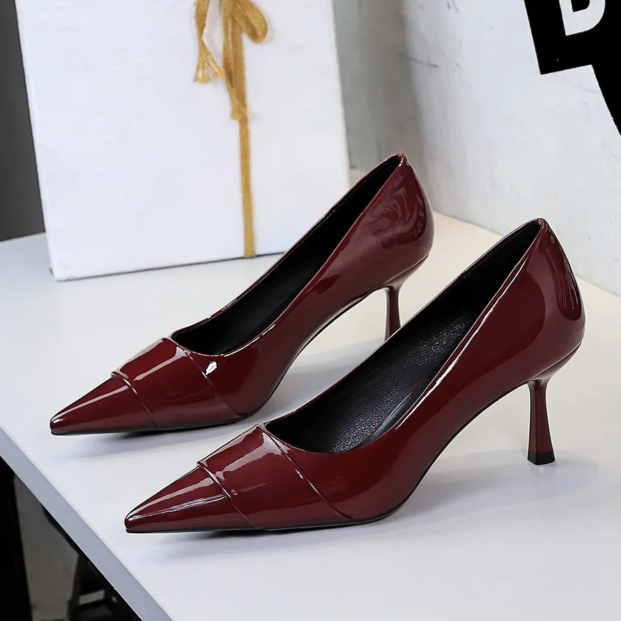

2026 European and American Fashion New Banquet Fashion High Heels Women's Pointed Toe Pump Heel Women's Singles Shoes