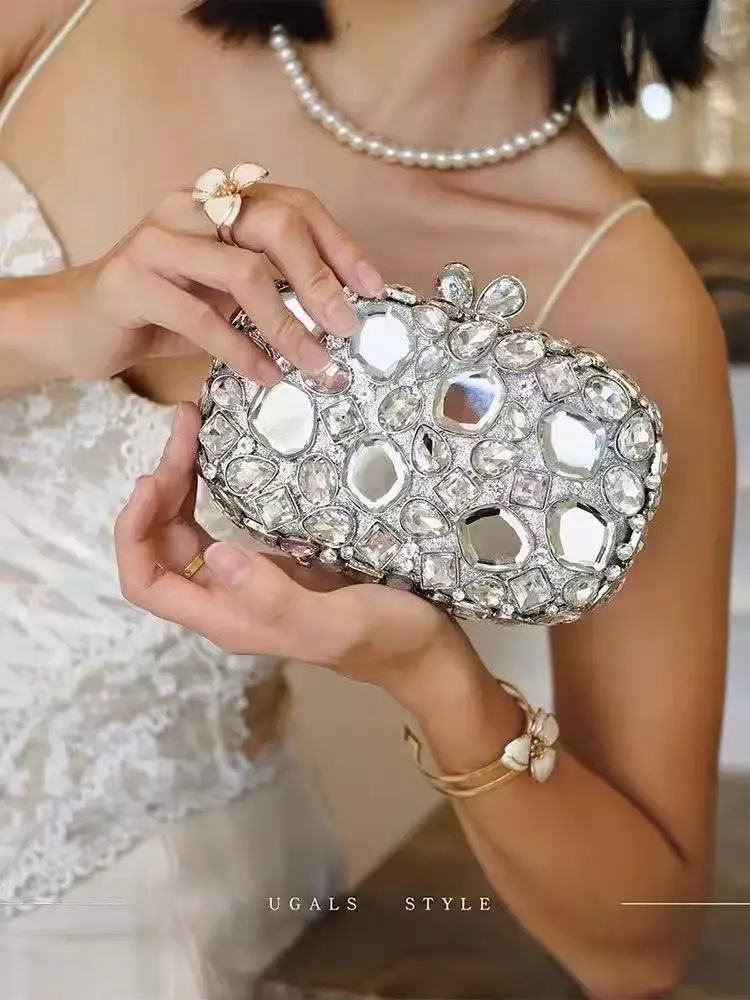 Crystal Shiny Diamond Clutch Purse Luxury Exquisite Women Handbag Wedding Party Banquet Bag Fashion Evening Bag Shoulder Bag